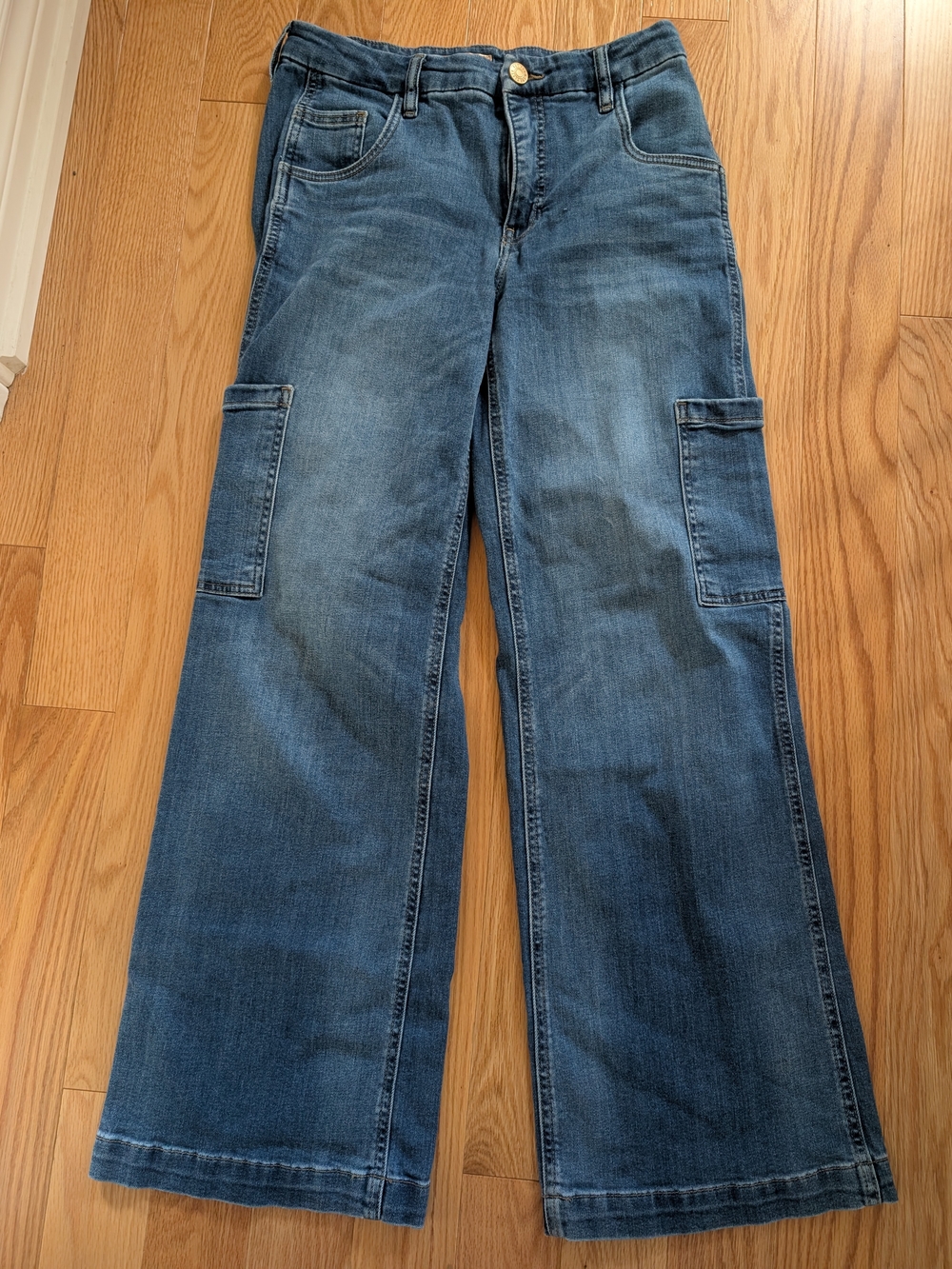 Kut from the Kloth Blue Bootcut Jeans with Cargo Pockets